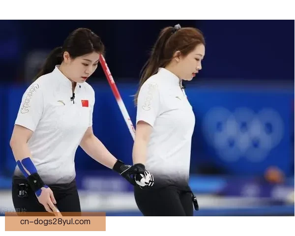 中国冰壶女队遭绝杀战至二比二